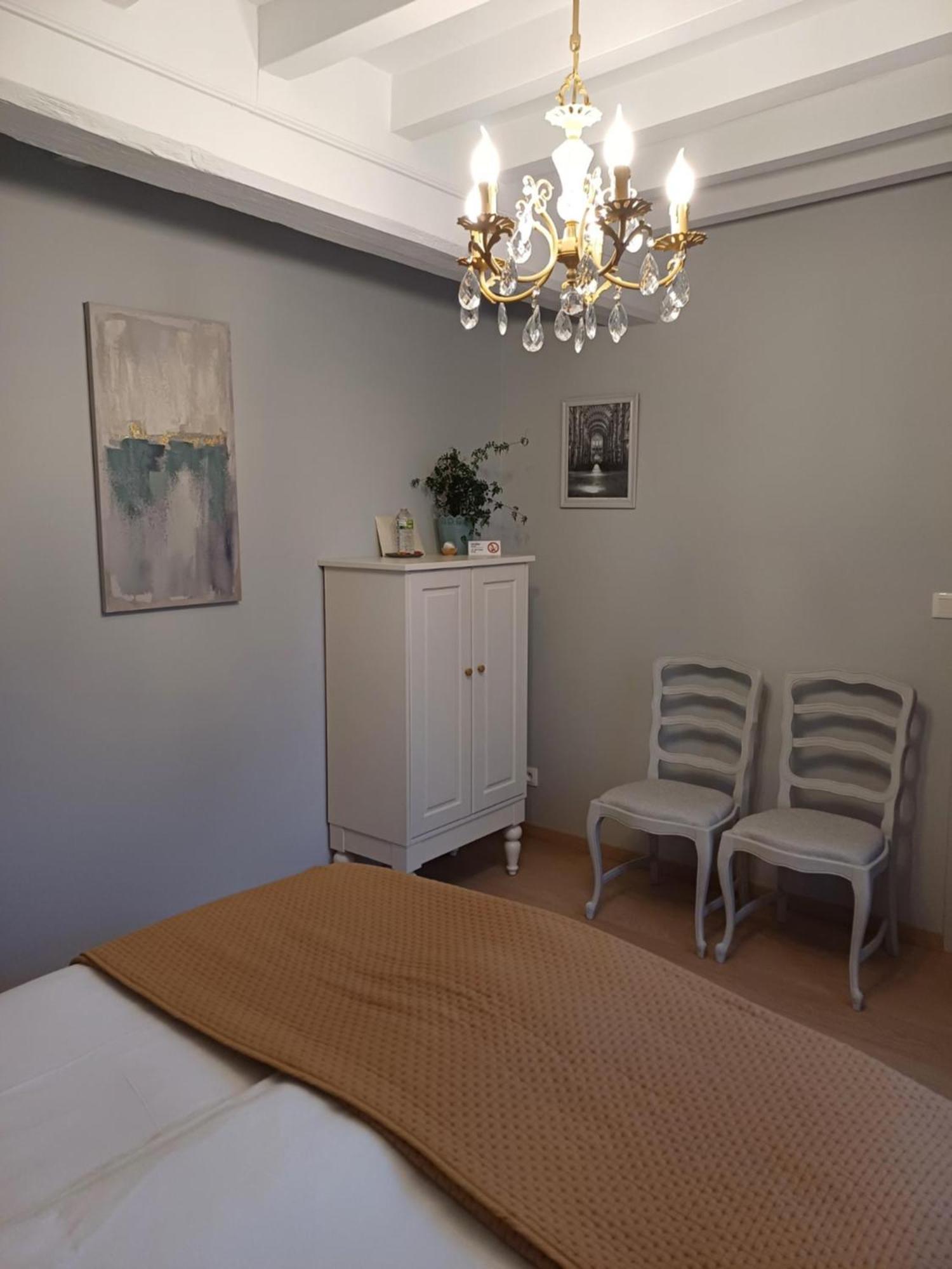 Le Repos Coquelicot Bed & Breakfast Montillot Exterior photo