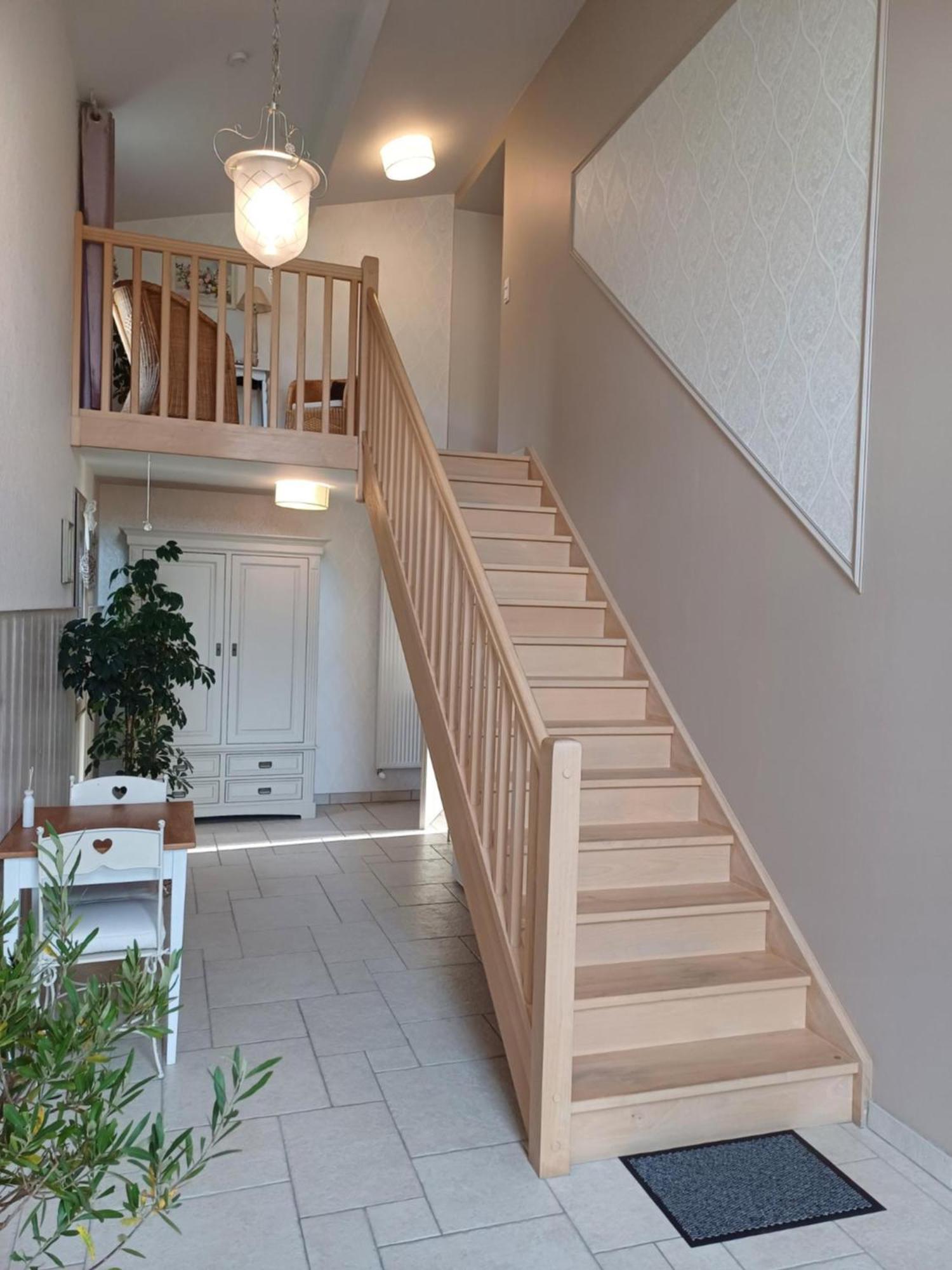 Le Repos Coquelicot Bed & Breakfast Montillot Exterior photo