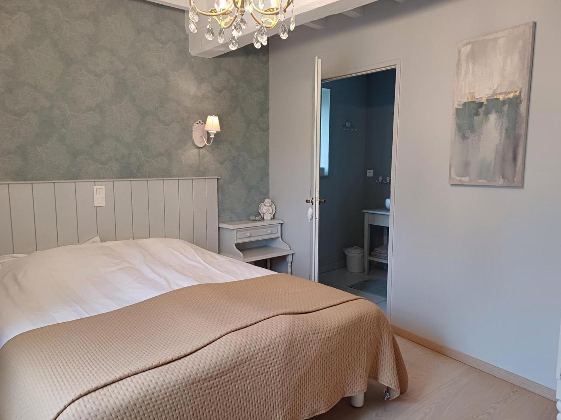 Le Repos Coquelicot Bed & Breakfast Montillot Exterior photo